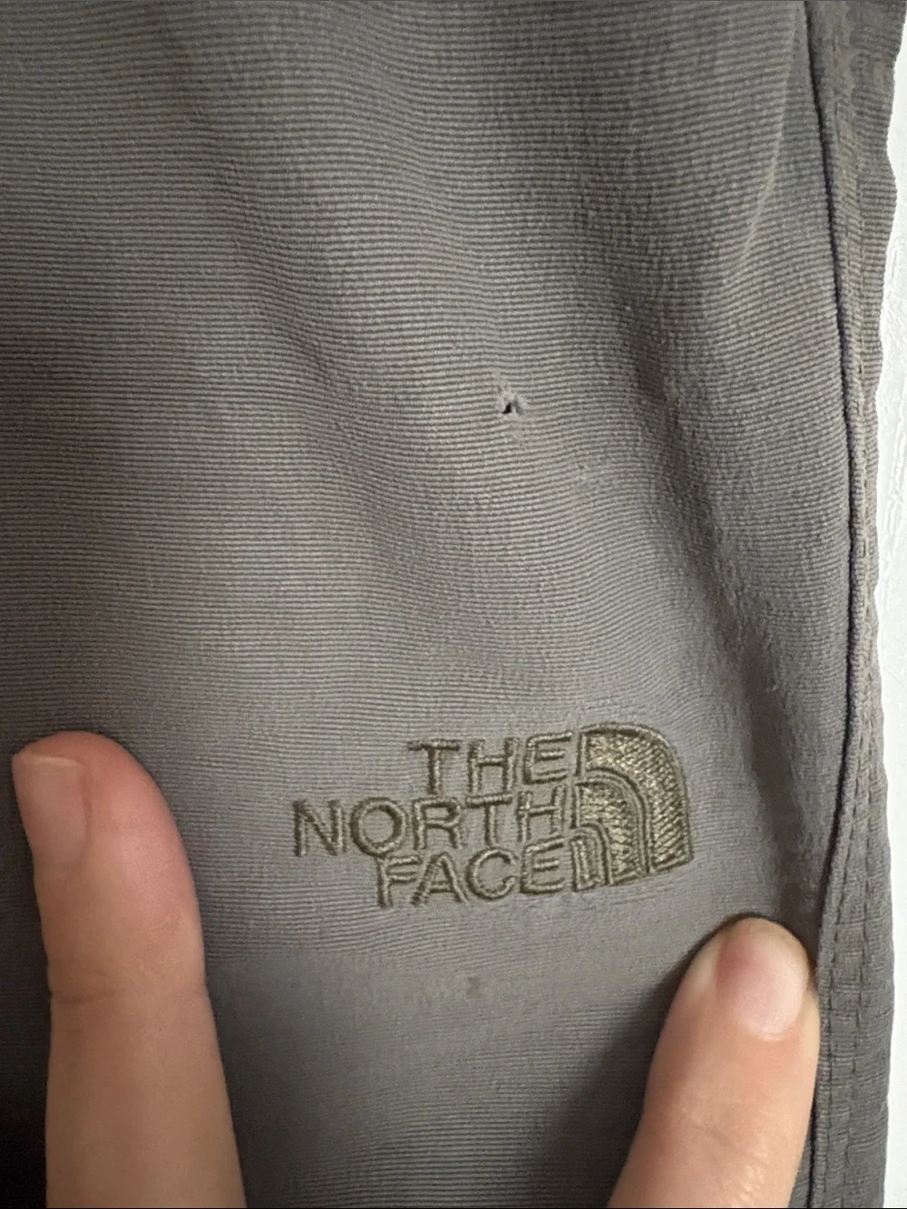 The North Face Men's Paramount Utility Hiking Pants in Olive Gray